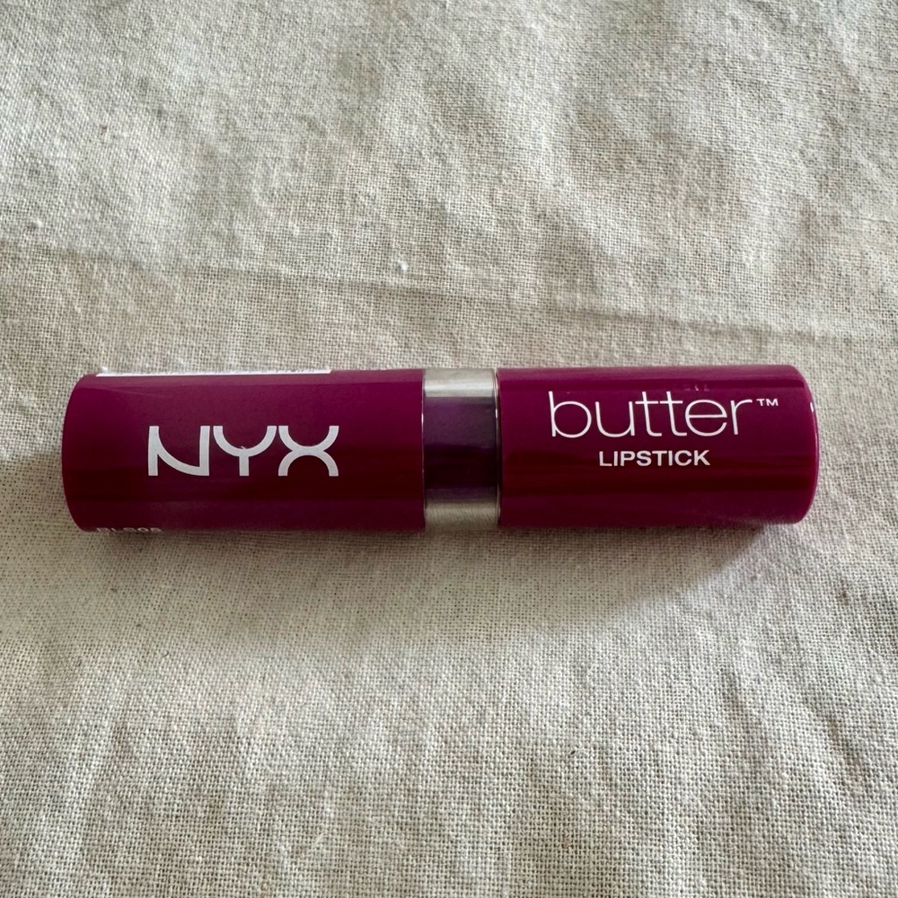 NYX Butter Lipstick - Hunk (BLS05)